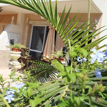 Ivoton Home Paphos Eksteriør billede
