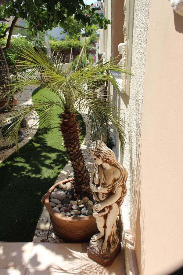 Ivoton Home Paphos Eksteriør billede