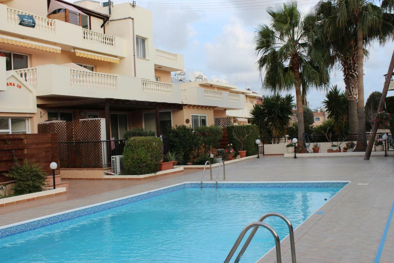 Ivoton Home Paphos Eksteriør billede